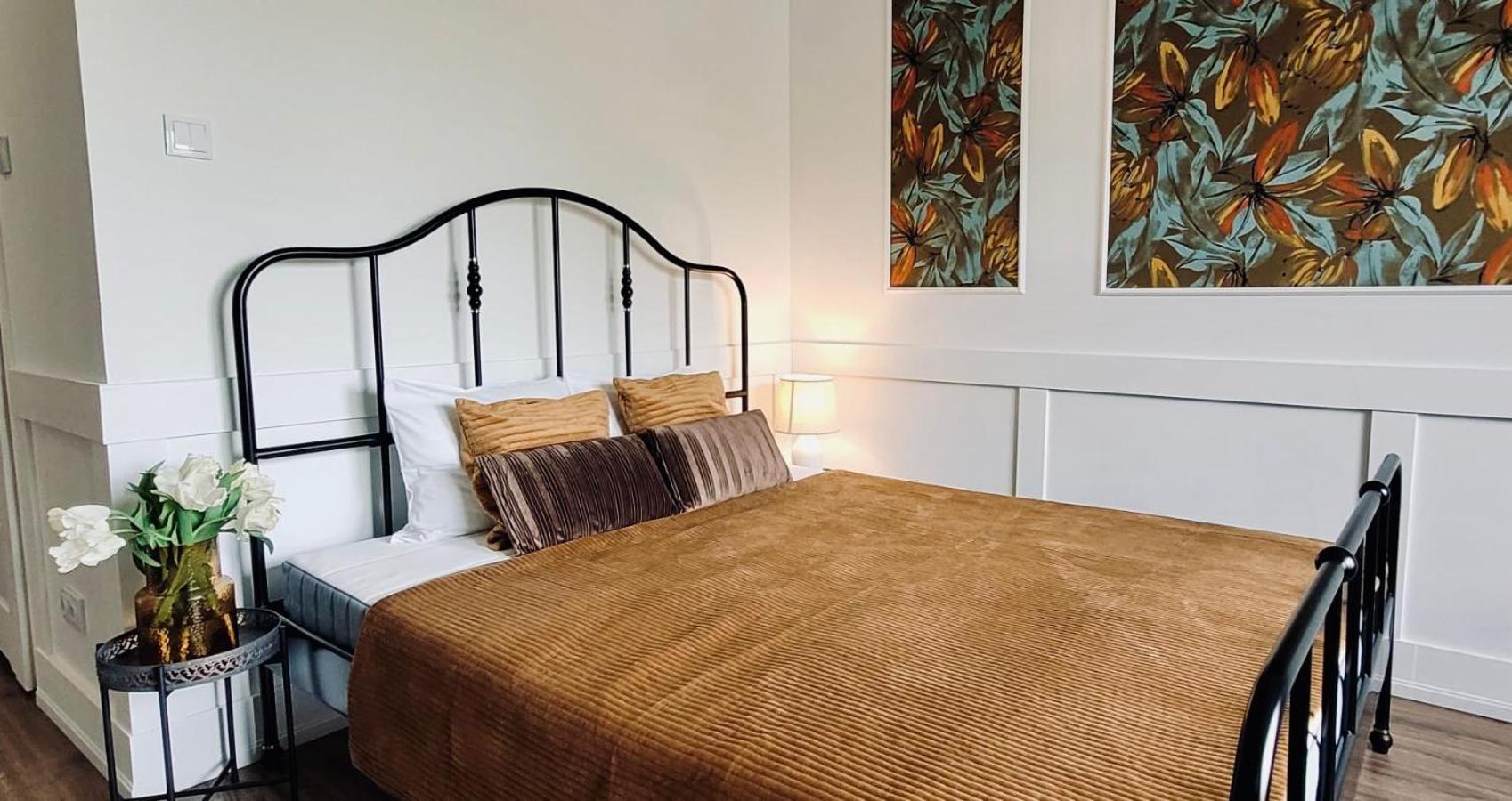 Apartamenty Manggha Residence Krakow Ngoại thất bức ảnh